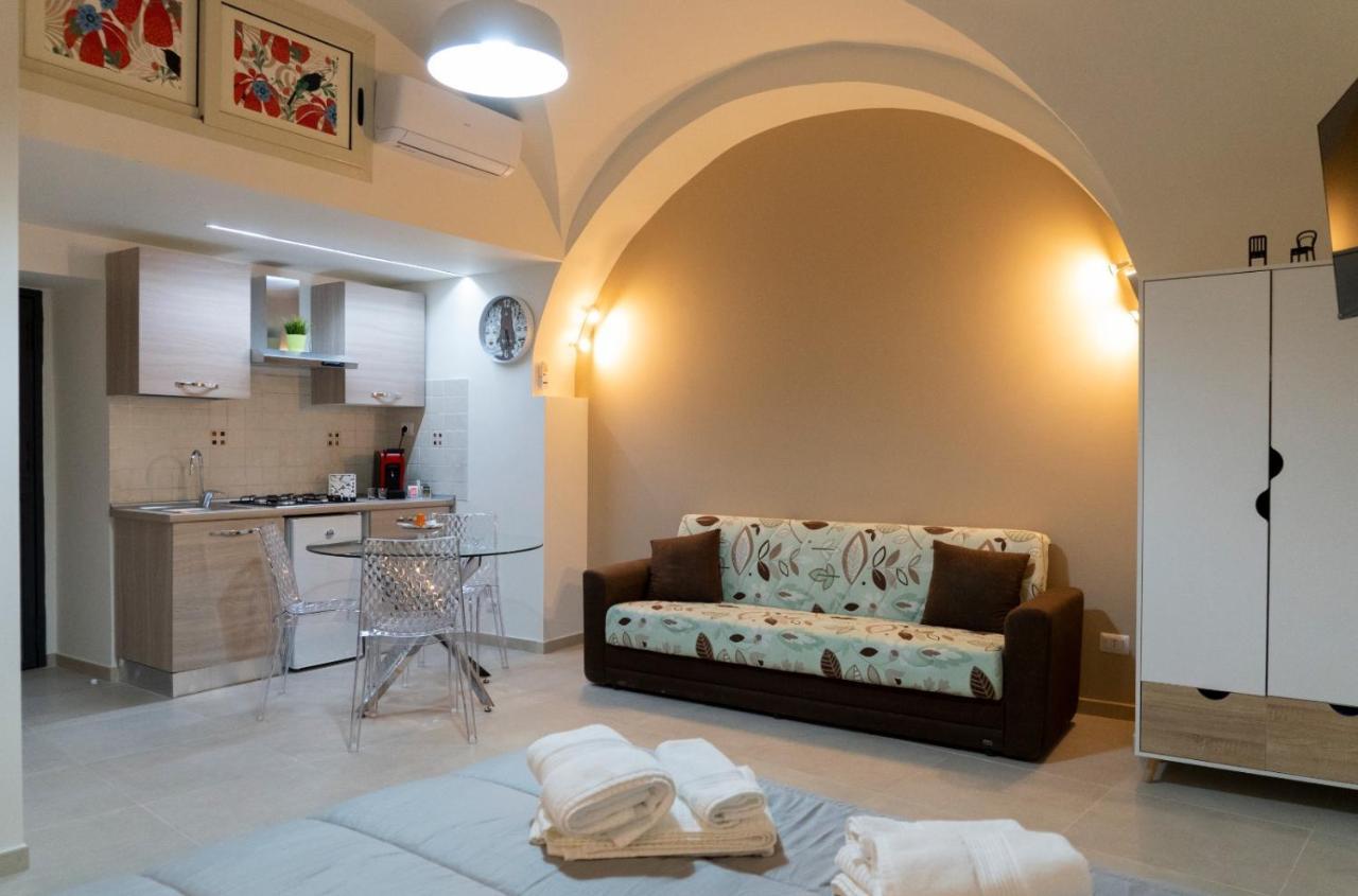Ad Un Passo Dal Centro Apartment คาตาเนีย ภายนอก รูปภาพ