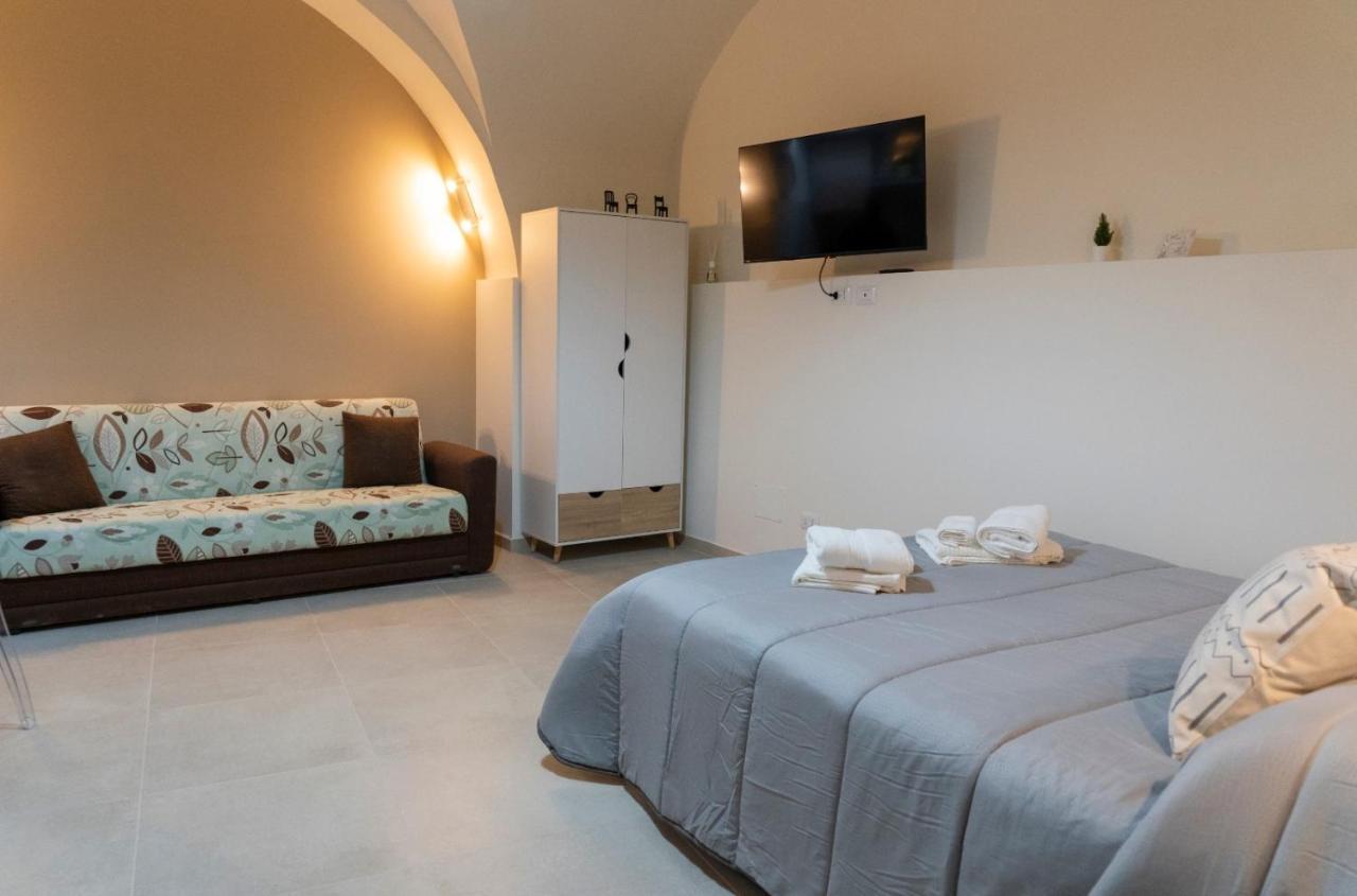 Ad Un Passo Dal Centro Apartment คาตาเนีย ภายนอก รูปภาพ